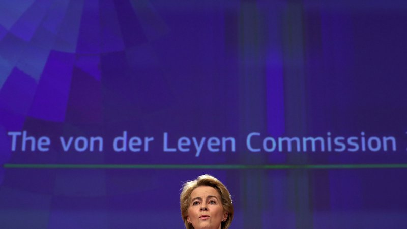 Fotografija: Nova organizacijska struktura, za kakršno se je odločila von der Leynova, naj bi zagotavljala večjo učinkovitost.
FOTO: Reuters