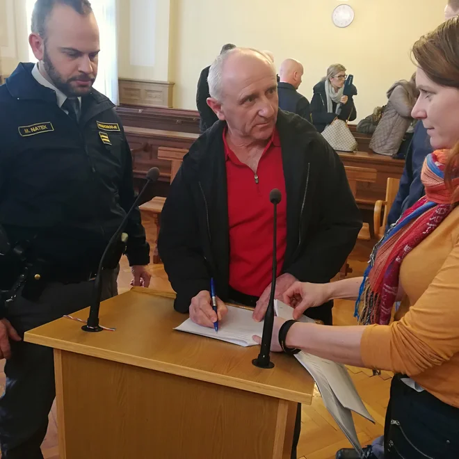 Tudi v primeru odprave pripora ni nujno, da bo Softić odkorakal na prostost. FOTO: Aleš Andlovič