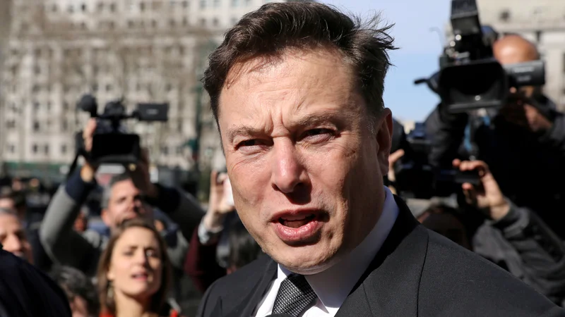 Fotografija: Ni prvič, da se je Elon Musk znašel v sodnem postopku zaradi svojih objav na twitterju. FOTO: Brendan McDermid/Reuters
