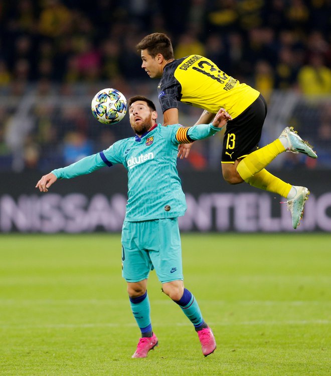 Lionel Messi je v Dortmundu vstopil v igro v drugem polčasu in igral prvič v tej sezoni. FOTO: Reuters