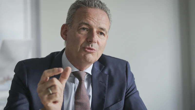 Declan Daly, glavni izvršni direktor za srednjo in vzhodno Evropo pri kreditni zavarovalnici Coface, je razkril načrte v Sloveniji in regiji ter svoj pogled na gospodarsko ohlajanje. FOTO: Jože Suhadolnik