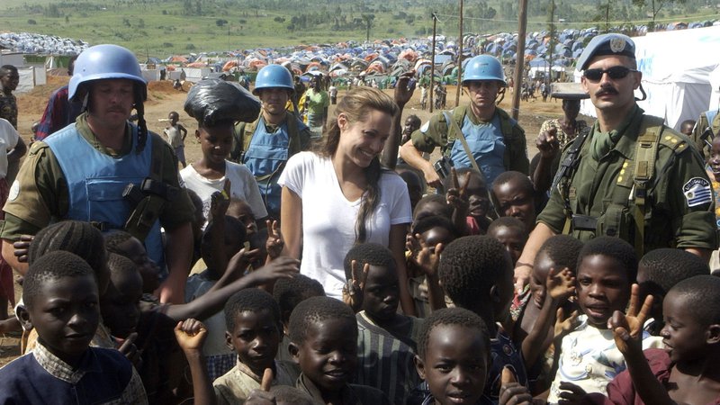 Fotografija: Angelina Jolie je skorajda ikona zvezdniškega aktivizma. FOTO: Reuters