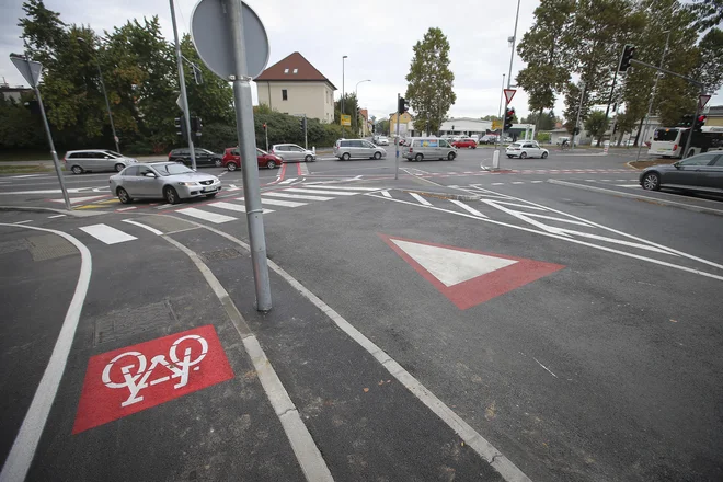 Prenovljena Parmova ulica. FOTO: Jože Suhadolnik