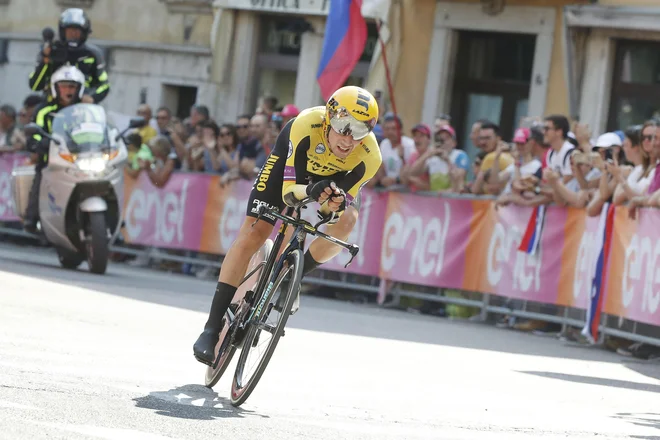 Primož Roglič je bil letos nepremagljiv v vožnjah na kronometer, na katerih je bil zdrav in je imel enakovredne razmere s tekmeci. FOTO: Leon Vidic/Delo