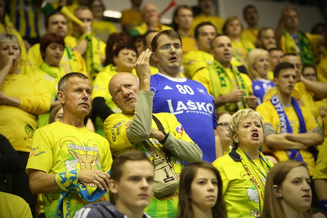 Florjani veljajo za glasne, a miroljubne navijače. FOTO: Jure Eržen