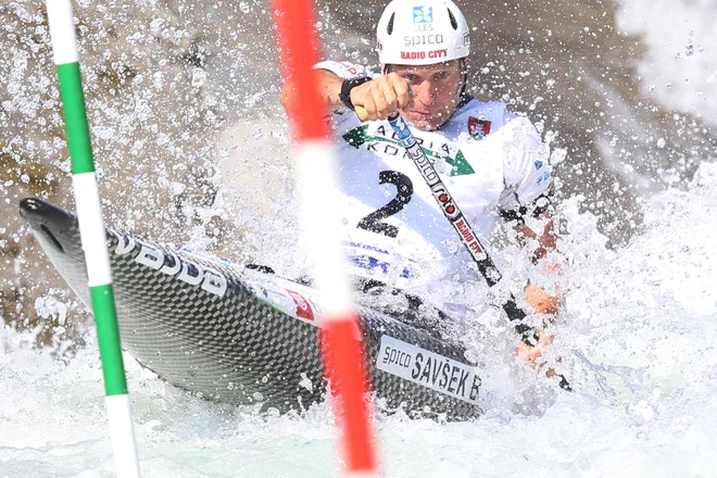 Benjamin Savšek se zaveda, da sodi visoko, a noče, da bi ga prevzeli občutki velikega pričakovanja. Foto Tomi Lombar/Delo