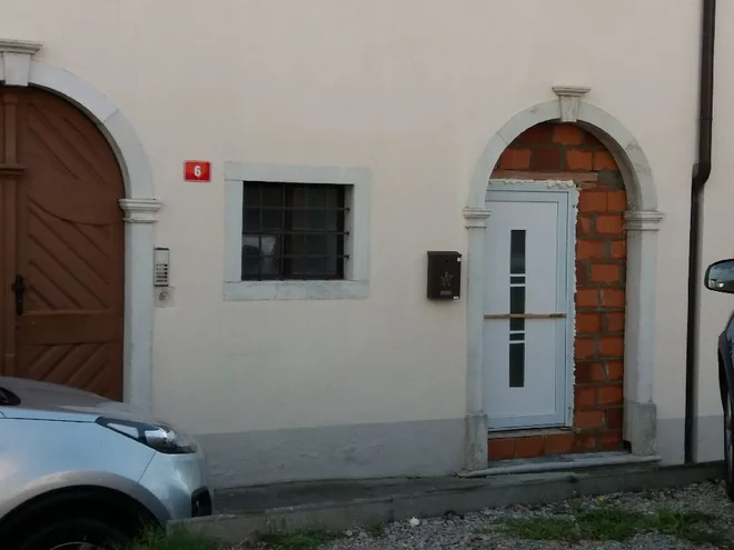 Nova vrata na ulici Agrarne reforme v Kopru.