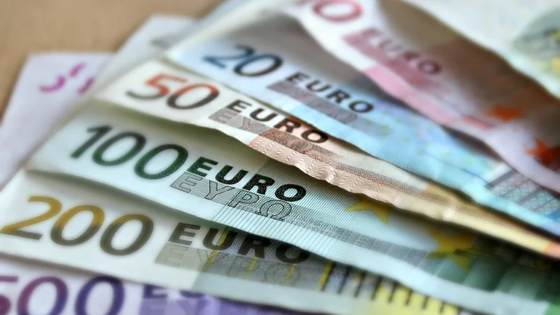 Fotografija: V državno blagajno se je lani steklo za dobrih sedem odstotkov več denarja kot v 2017. FOTO: Pexels