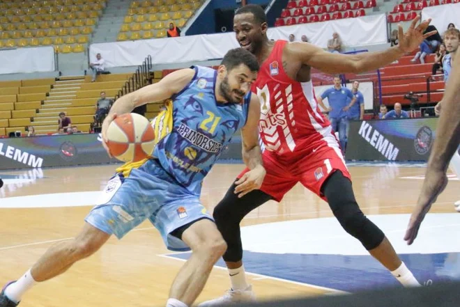 Marko Jagodić-Kuridža je na tekmi proti Crveni zvezdi za Koper prispeval 18 točk. FOTO: ABA
