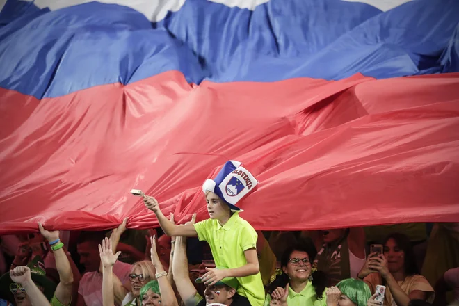 Slovenija je na vrhuncu odbojkarske evforije. FOTO: Uroš Hočevar