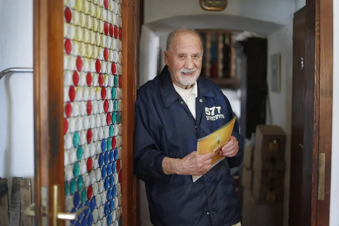 Mako Sajko, slovenski scenarist in filmski režiser. Poljanska dolina, 20. september 2019 Foto Leon Vidic/delo