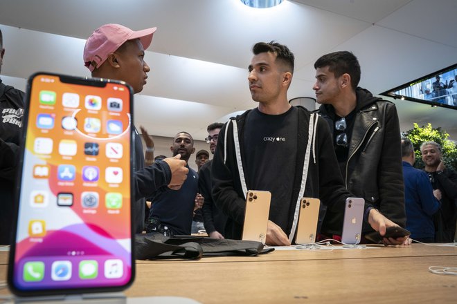 Apple je minuli teden javnosti predstavil nov iphone 11. Foto AFP