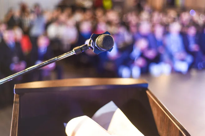 IEDC organizira dva mednarodna foruma z uglednima govorcema. FOTO: Getty Images/istockphoto