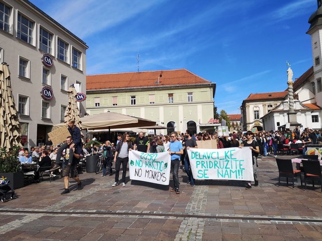 Udeleženci protesta v Mariboru. FOTO: Sobotainfo