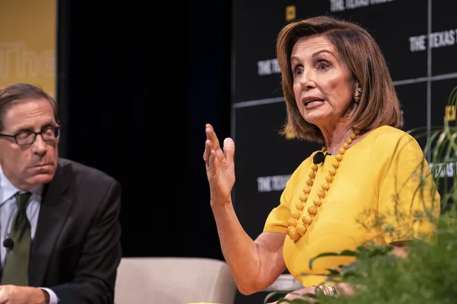 Kongresni boj proti Trumpo vodi demokratska predsednica predstvaniškega doma Nancy Pelosi. FOTO:Sergio Flores/Afp