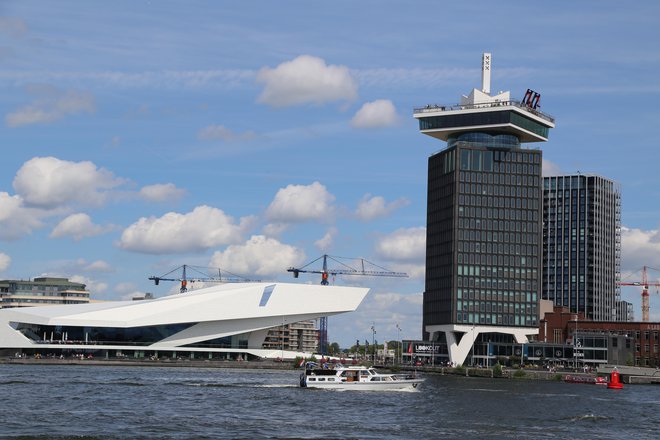 Amsterdam Noord je bil dolgo časa industrijska cona, danes je to najbolj priljubljen del mesta med mlado urbano populacijo. FOTO: Milan Ilić