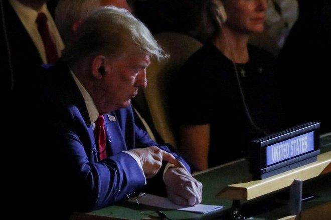 Ameriški predsednik Donald Trump. FOTO:Jonathan Ernst/Reuters