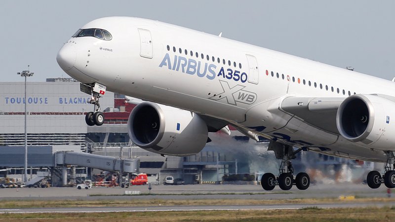 Fotografija:  Airbus A350. FOTO: Regis Duvignau/Reuters