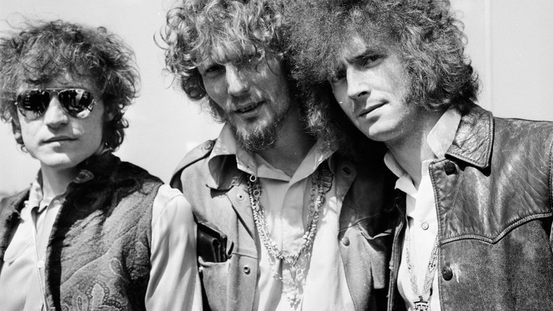 Fotografija: V zgodovino rock'n'rolla se je Baker (na sredini) zapisal kot član »super skupine« Cream: poleg njega sta udarni trio tvorila še basist Jack Bruce in kitarist Eric Clapton. FOTO: Press Release