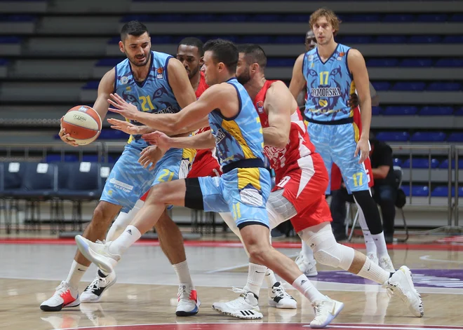 Marko Jagodić Kuridža (levo) in Žan Marko Šiško sta bila v Beogradu nemočna. FOTO: ABA
