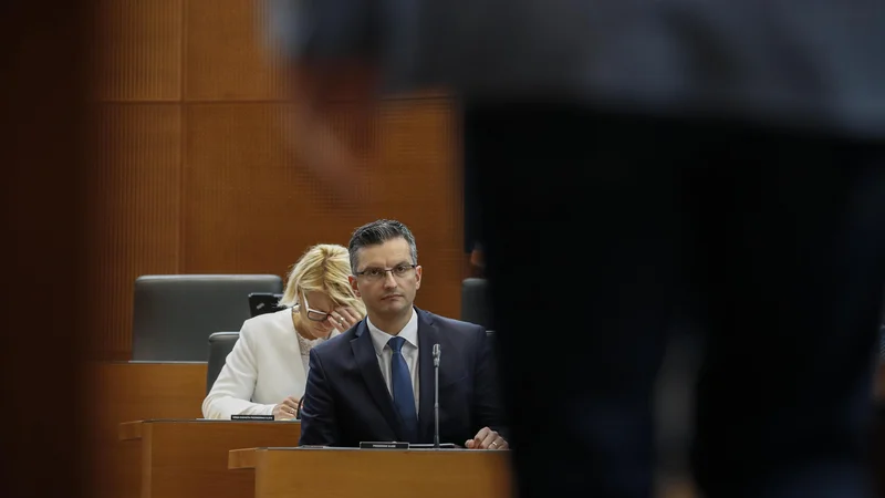 Fotografija: »Prišel bom tja in povedal svoje stališče, in sicer da gre za veliko, nepotrebno ustvarjanje viharja v kozarcu vode,« je napovedal Šarec in poudaril, da ostaja zagovornik socialnega dialoga. FOTO: Uroš Hočevar/Delo