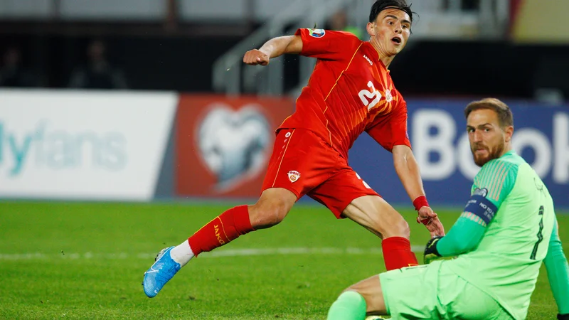 Fotografija: Soccer Football - Euro 2020 Qualifier - Group G - North Macedonia v Slovenia - Tose Proeski Arena, Skopje, North Macedonia - October 10, 2019  North Macedonia's Eljif Elmas scores their second goal   REUTERS/Ognen Teofilovski