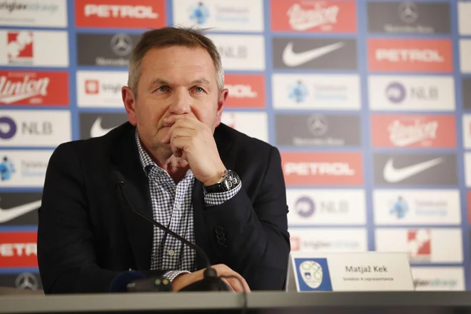 Matjaž Kek. &raquo;Imeli smo vse podatke proti Severni Makedoniji, pa se ni zgodilo nič po naših pričakovanjih. Verjamem, da bomo jutri bolje izgledali, zavedamo pa se, da bomo morali biti boljši v vseh segmentih igre.&laquo; FOTO: Leon Vidic