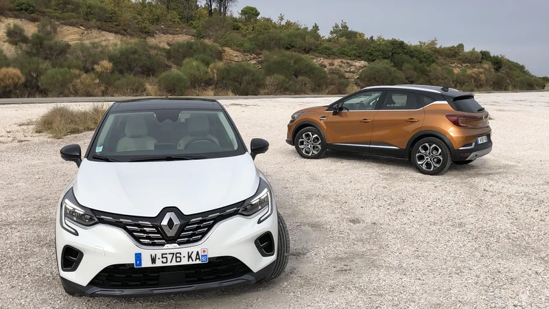 Fotografija: Novi captur – od spredaj in zadaj. FOTO: Aljaž Vrabec