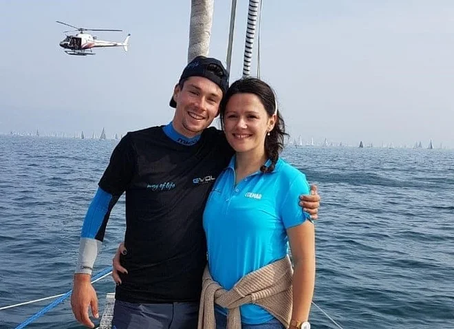 Primož in Lora na jadranju po najboljši kolesarski sezoni v zgodovini slovenskega kolesarstva. Foto Primož Roglič, Facebook