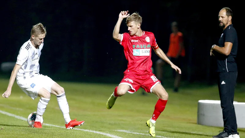 Fotografija: Matic Vrbanec (desno) je eden od najboljših zveznih igralcev v 1. SNL. FOTO: Roman Šipić/Delo