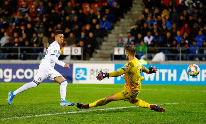Stephan El Shaarawy je zabil tretji italijanski gol ob visoki zmagi v Liechtensteinu. Italija je zmagala vseh osem tekem. FOTO: Reuters