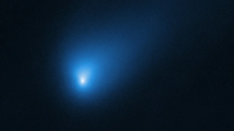 Teleskop Hubble je komet Borisov slikal 12. oktobra, ko je bil od Zemlje oddaljen 420 milijonov kilometrov. FOTO:&nbsp;NASA, ESA, D. Jewitt (UCLA)