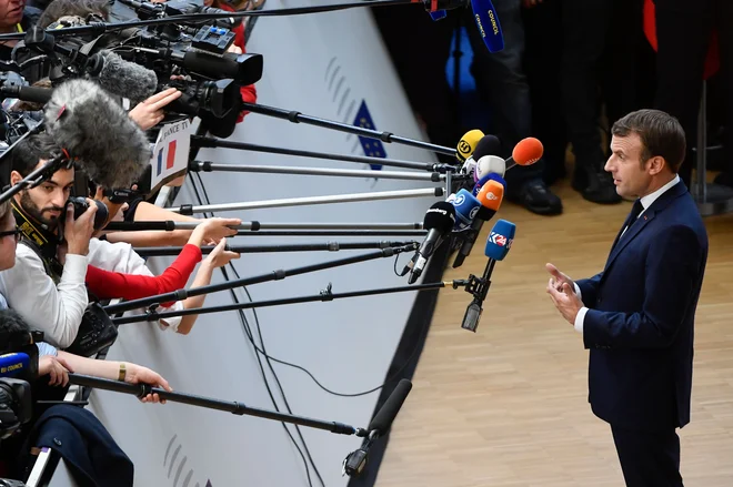 V Skopju in Tirani upajo, da bo Macron na vrhu EU v Bruslju odobril začetek pristopnih pogajanj s Severno Makedonijo in Albanijo.&nbsp;FOTO: John Thys/AFP