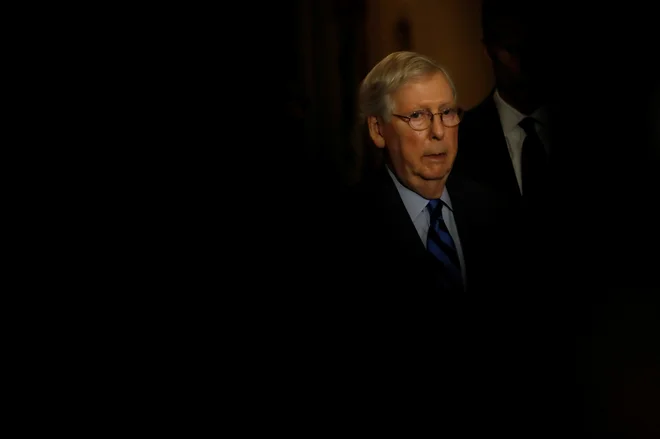 Republikanski voditelj v senatu Mitch McConnell. Foto Carlos Jasso Reuters