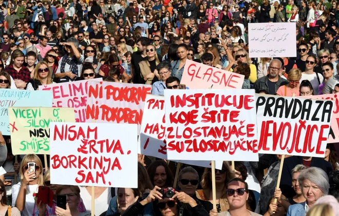 Samo v Zagrebu se je zbralo 7000 protestnikov. FOTO: Denis Lovrović/AFP