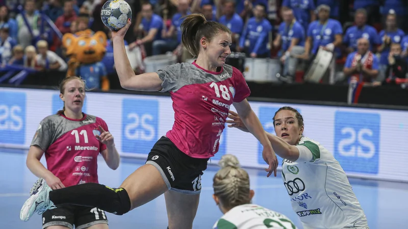 Fotografija: Nina Zulič je zadela petkrat. FOTO: Jože Suhadolnik/Delo