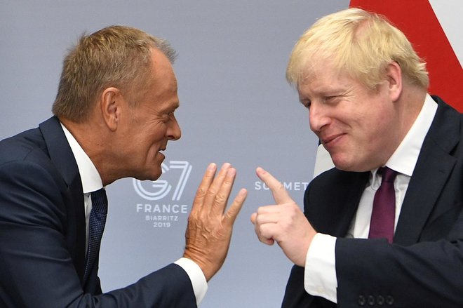 Johnsonova vlada verjame, da je EU zdaj, ko je nov ločitveni sporazum dosežen, na njeni strani. Foto: Reuters