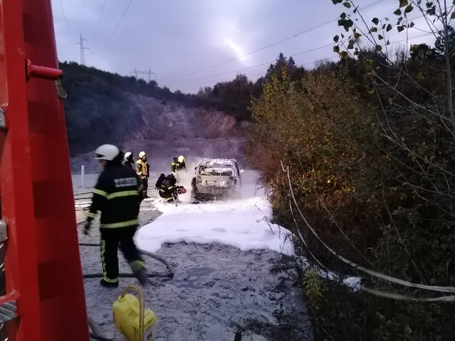 Oropano vozilo je pripadalo celjski družbi Sintal Celje, ki je del koncerna Sintal. FOTO: PGD Blagovica