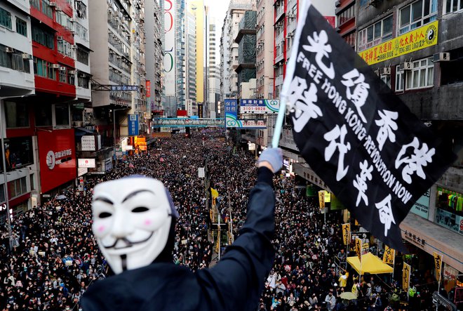 Neredi v Hongkongu se nadaljujejo. FOTO: Danish Siddiqui/Reuters