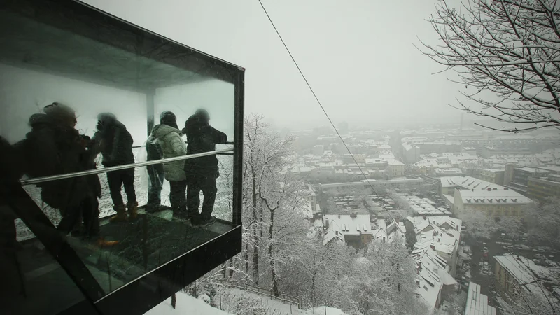 Fotografija: 31,8 milijarde evrov je ob koncu prvega polletja 2019 znašal dolg države. FOTO: Jure Eržen/Delo
