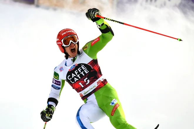Žan Kranjec se je pred dvema letoma v Alta Badii takole veselil premiernih stopničk v karieri. FOTO: AFP