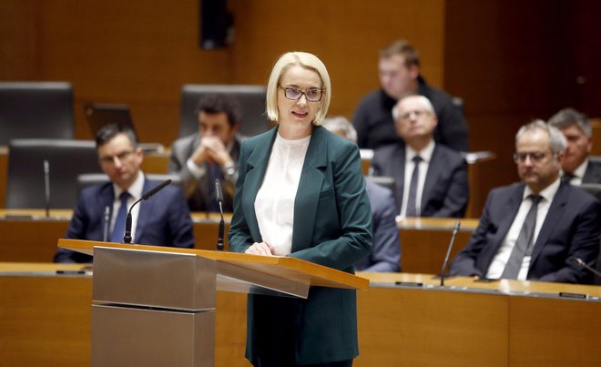Angelika Mlinar je postala nova ministrica za kohezijo in razvoj. FOTO: Roman Šipić/Delo