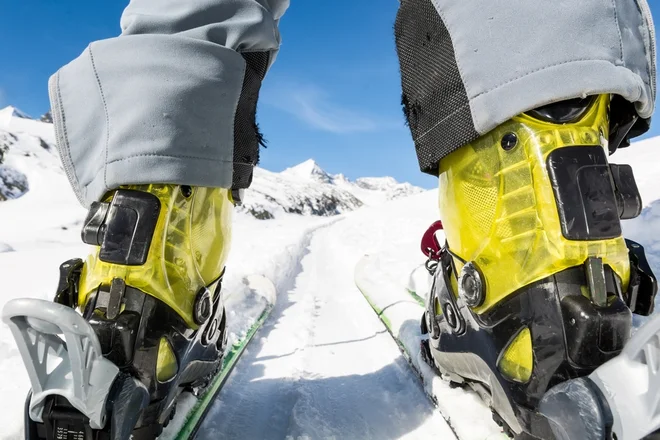 Velja poiskati nasvet izkušenega prodajalca, še bolje pa serviserja smučarskih čevljev. Foto: Shutterstock