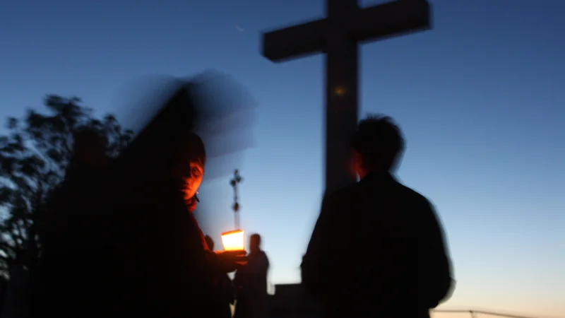 Fotografija: Če bo krščanstvo izbrisano, bodo prazen prostor zasedli drugi. Foto Reuters