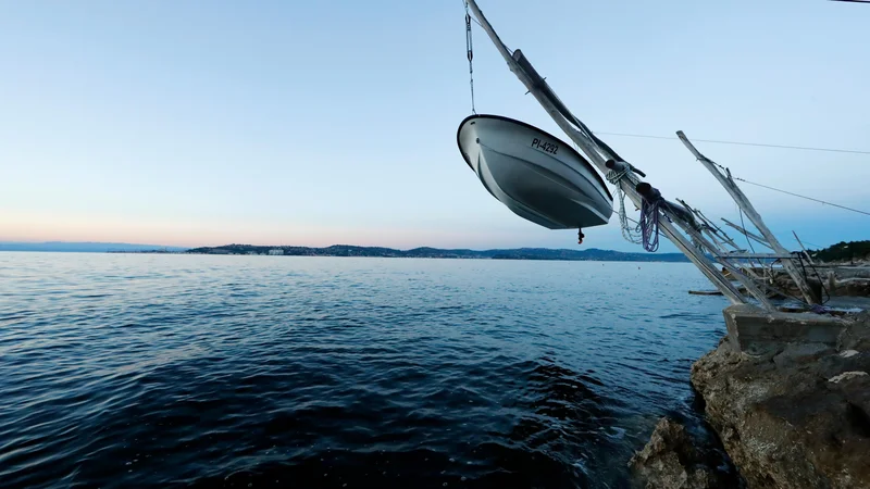 Fotografija: Največ ugodenih vlog je z območja upravne enote Piran, in sicer 15. FOTO: Uroš Hočevar