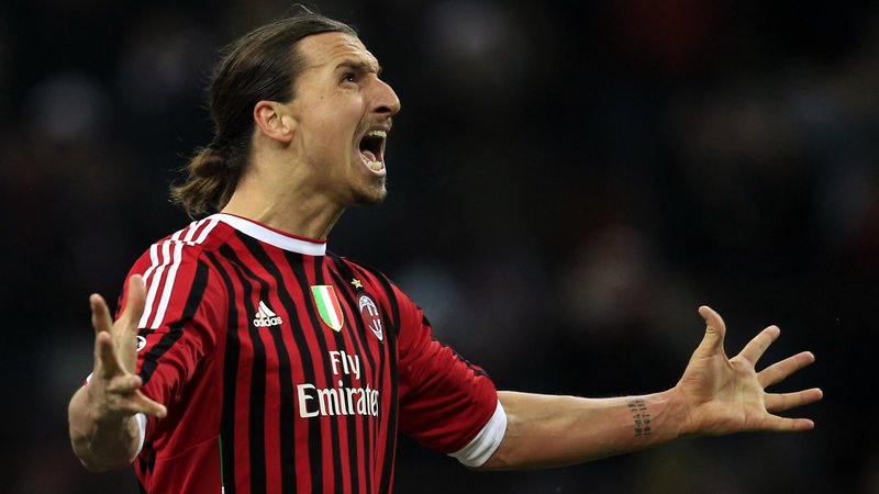 Fotografija: Zlatan Ibrahimović bo spet Milanov rdeče-črn. FOTO: Reuters