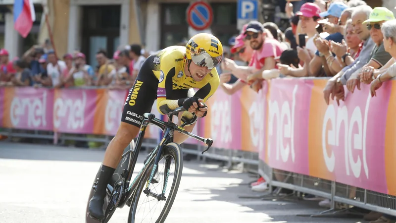 Fotografija: Primož Roglič je v letu 2019 premikal mejnike slovenskega kolesarstva. FOTO: Leon Vidic/Delo