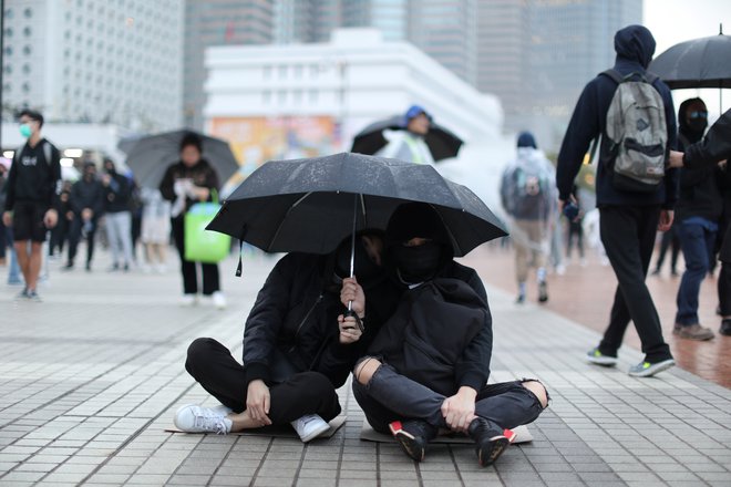 V Hongkongu so prejšnji teden preživeli najhujši božič po letu 1941. FOTO: Reuters