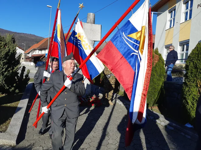 Prireditve ob obletnici pohoda Štirinajste divizije na Štajersko so se udeležili številni praproščaki. FOTO: F. J.