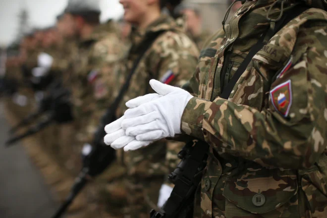 »Slovenska država bo vsekakor zelo temeljito in sproti spremljala razvoj dogodkov v Iraku,« je zagotovil Pahor. FOTO: Jure Eržen/Delo